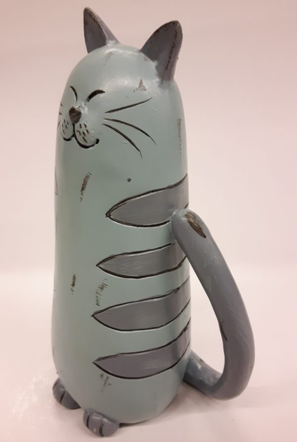 Kat staand, beeldje in pastelkleur blauw-grijs