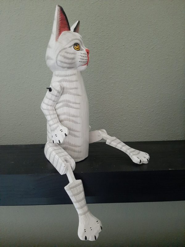 beweegbaar houten beeld kat 24 cm hoog