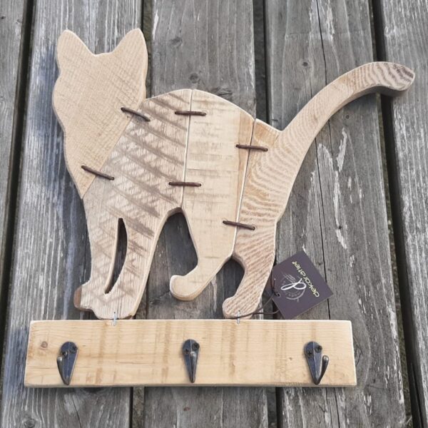 kapstok kat van hout met 3 haken